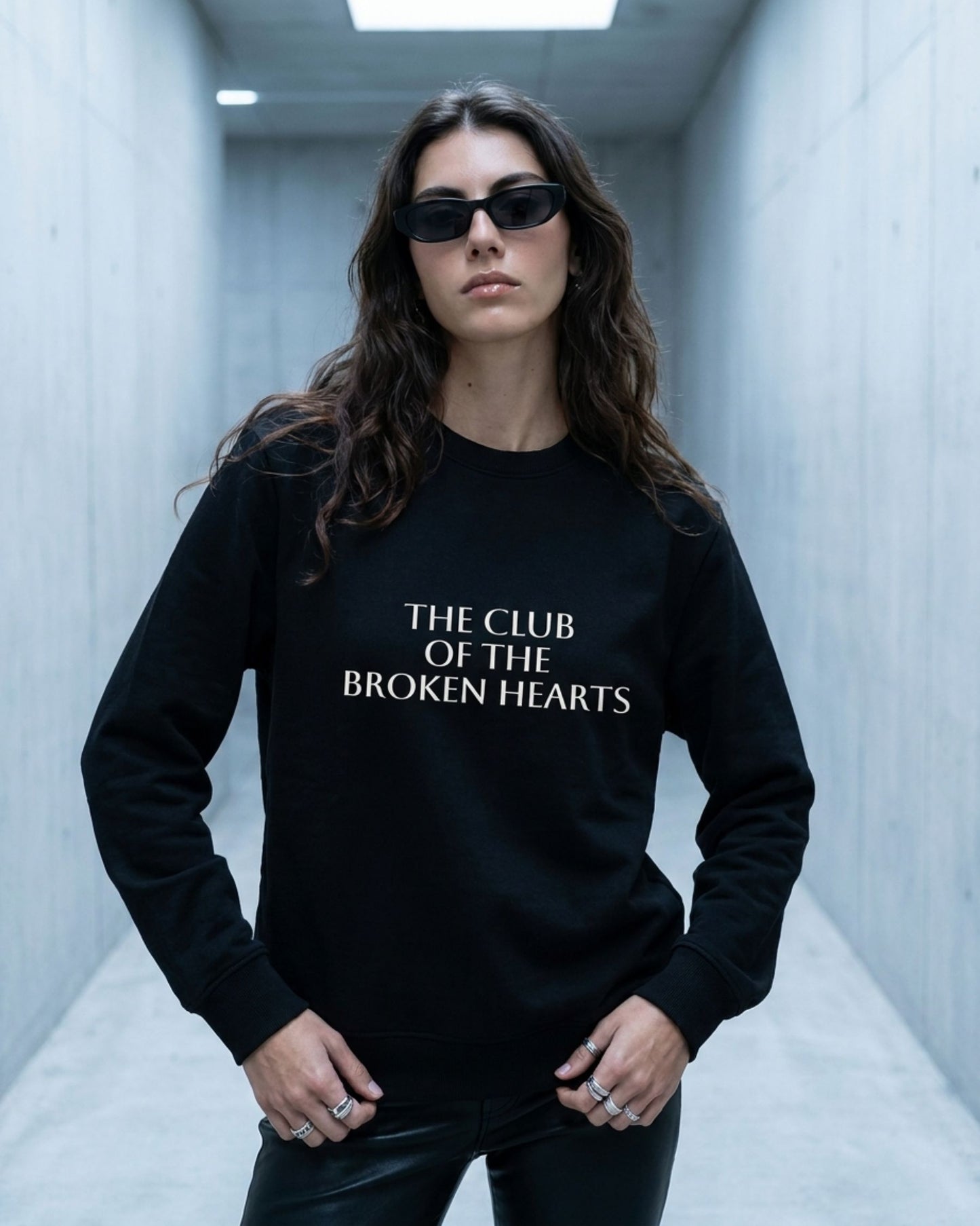 THE CLUB SWEAT