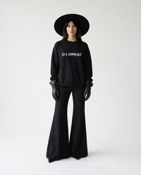 London Witch — Act I: Ça a commencé Sweatshirt
